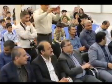 نقدی بر رفتار مدیرکل آموزش و پرورش در جشن بازگشایی مدارس/ حذف فرهنگ اسلامی در جشن بازگشایی مدارس بوشهر