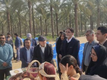 بازدید مشاور وزیر میراث  از کاخ بردک سیاه روستای دورودگاه