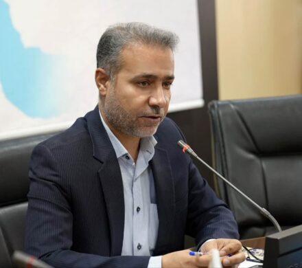 حقیقت ۹ دی را به‌مثابه نقطه عطفی در تاریخ انقلاب اسلامی معرفی کرد