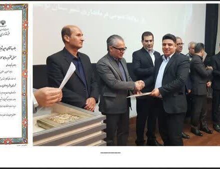 مسئول روابط عمومی شیلات شهرستان بوشهر در جشنواره «روایت خدمت» برتر شد