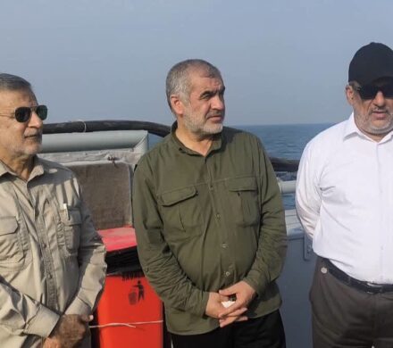 مصوبات سفر نیکزاد به بوشهر؛ نفت پای کار درمان، راه، ورزش و اشتغال بومی
